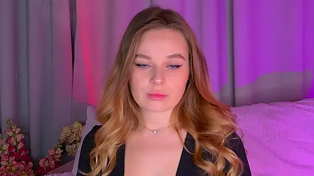 BeatriceEsmont online show from September 17, 8:21 pm