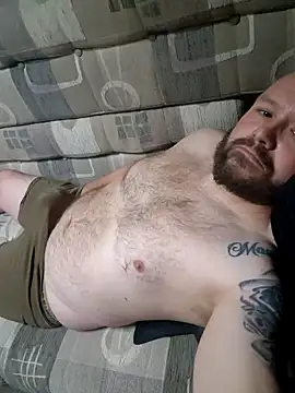 Snapshot of stocky42 chatting on December 5, 2:44 pm stocky42 online show from December 5, 2:44 pm