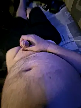 Snapshot of stocky42 chatting on December 13, 11:28 pm stocky42 online show from December 13, 11:28 pm