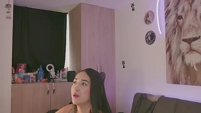 Snapshot of Maryann_jones chatting on December 1, 1:05 pm Maryann jones online show from December 1, 1:05 pm