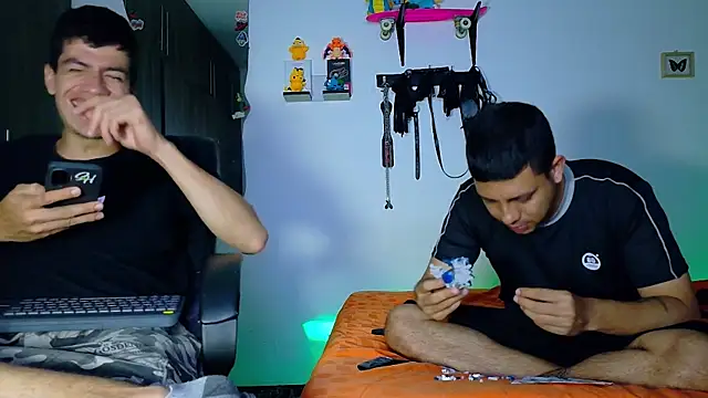 Snapshot of Nymphobuddies chatting on September 19, 3:19 am Nymphobuddies online show from September 19, 3:19 am