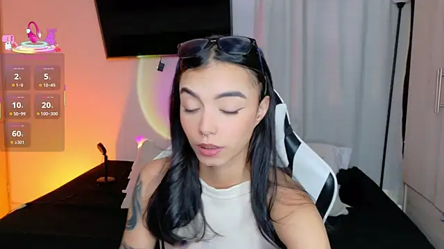 Snapshot of AnabelWolf chatting on September 9, 5:56 pm AnabelWolf online show from September 9, 5:56 pm