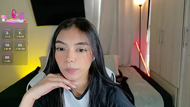 Snapshot of AnabelWolf chatting on September 15, 5:35 pm AnabelWolf online show from September 15, 5:35 pm