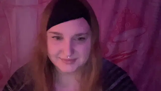Snapshot of thickgingergoddess chatting on March 12, 5:17 pm thickgingergoddess online show from March 12, 5:17 pm