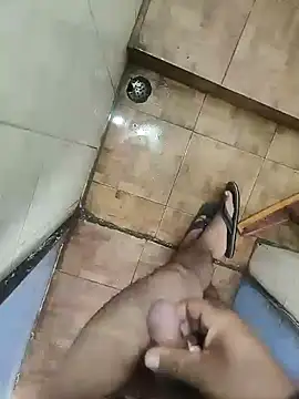 Snapshot of shale26 chatting on December 13, 6:31 am shale26 online show from December 13, 6:31 am