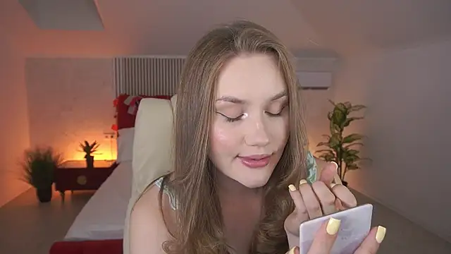 Snapshot of FoxyyKate chatting on July 11, 8:55 pm FoxyyKate online show from July 11, 8:55 pm