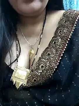 Mayuri77 online show from February 6, 8:23 pm