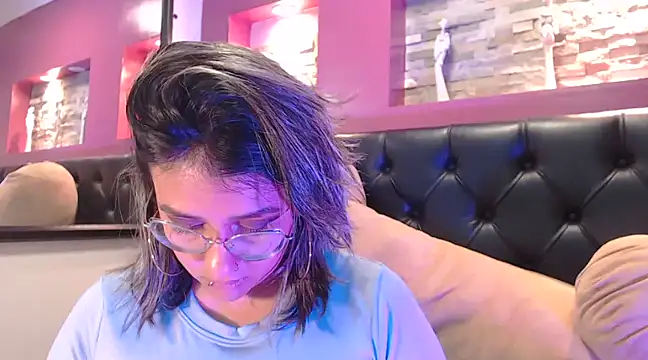 Snapshot of Pandoracherry chatting on February 7, 4:06 am Pandoracherry online show from February 7, 4:06 am