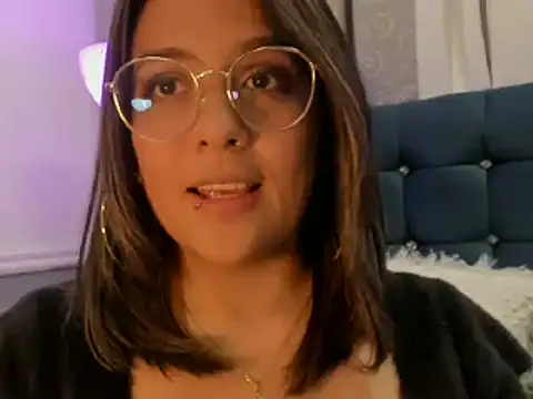 Snapshot of Pandoracherry chatting on March 17, 11:53 am Pandoracherry online show from March 17, 11:53 am