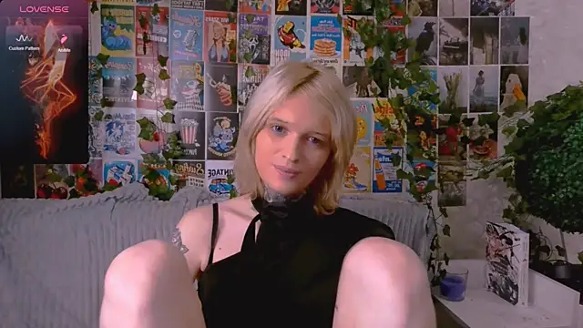 Simona Rain online show from October 30, 11:49 pm