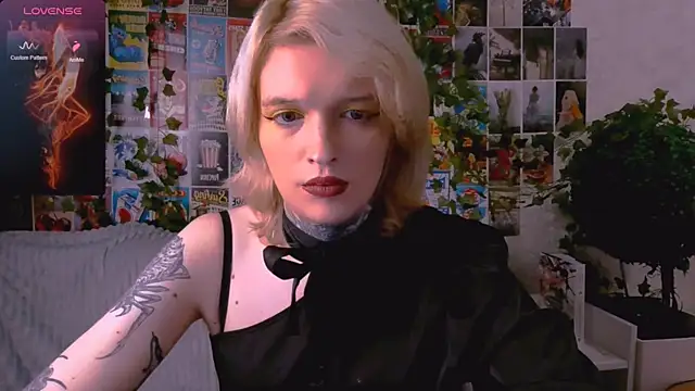 Simona Rain online show from November 1, 10:34 pm