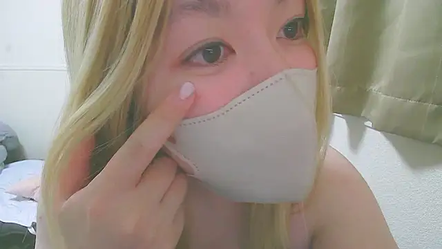 Remi official online show from November 28, 8:55 pm