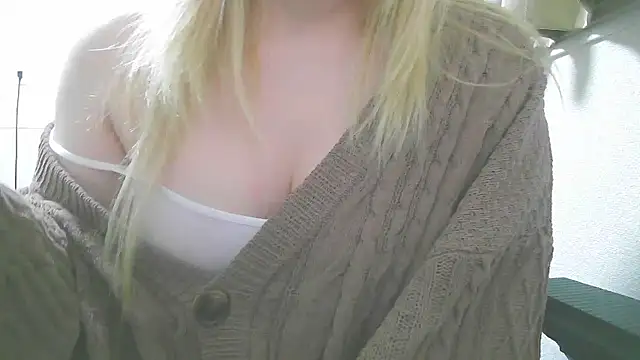 Remi official online show from December 16, 10:20 am