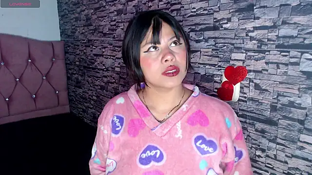 sofi bronw online show from October 29, 1:46 pm