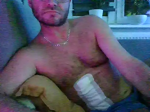 Snapshot of Ak0904 chatting on October 11, 6:28 pm Ak0904 online show from October 11, 6:28 pm