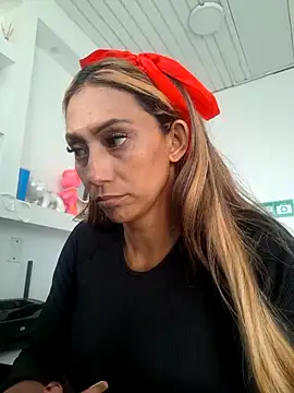 salome drasin online show from January 7, 12:18 pm