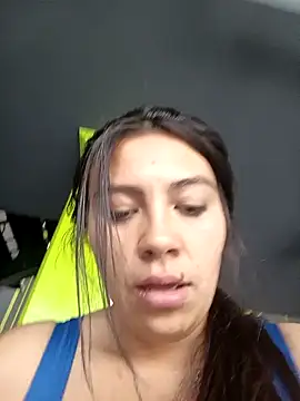Snapshot of LIZ-06_ chatting on February 13, 12:43 pm LIZ-06 online show from February 13, 12:43 pm