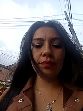 Snapshot of LIZ-06_ chatting on February 19, 11:04 pm LIZ-06 online show from February 19, 11:04 pm