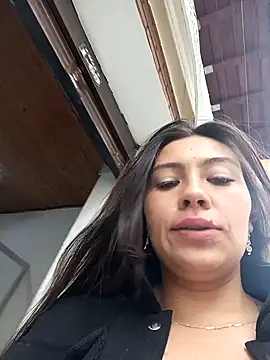 Snapshot of LIZ-06_ chatting on March 10, 9:18 pm LIZ-06 online show from March 10, 9:18 pm