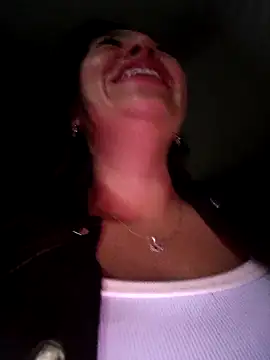 Snapshot of LIZ-06_ chatting on March 11, 12:22 am LIZ-06 online show from March 11, 12:22 am