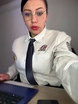 Snapshot of LIZ-06_ chatting on September 22, 1:02 pm LIZ-06 online show from September 22, 1:02 pm