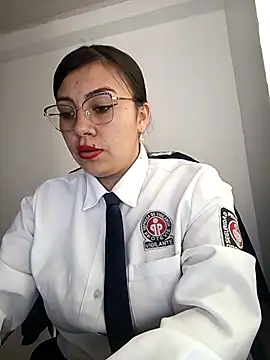 Snapshot of LIZ-06_ chatting on October 3, 4:59 pm LIZ-06 online show from October 3, 4:59 pm