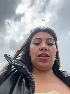 LIZ-06  online show from March 31, 3:56 pm