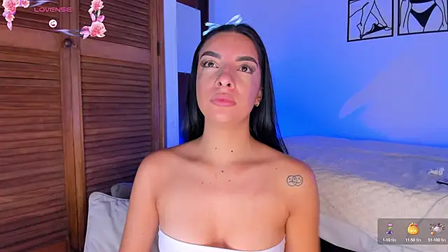 777AylinZ online show from October 7, 8:00 am