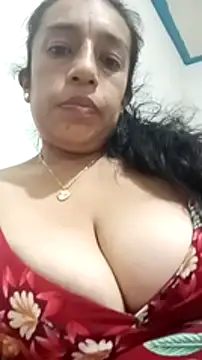 yaz guzman online show from December 18, 12:32 am