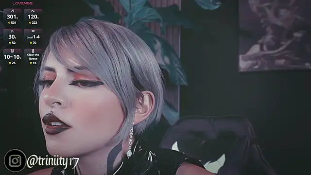 Snapshot of Trinity___s chatting on January 26, 11:18 pm Trinity s online show from January 26, 11:18 pm