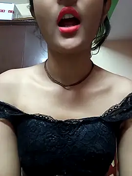 Snapshot of BabySlimmy10 chatting on February 15, 7:06 pm BabySlimmy10 online show from February 15, 7:06 pm