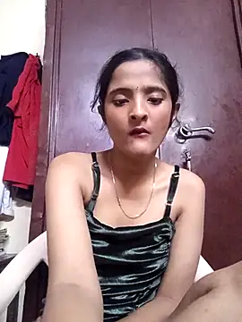 Snapshot of BabySlimmy10 chatting on December 5, 6:15 pm BabySlimmy10 online show from December 5, 6:15 pm