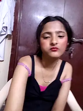 Snapshot of BabySlimmy10 chatting on February 27, 6:19 pm BabySlimmy10 online show from February 27, 6:19 pm