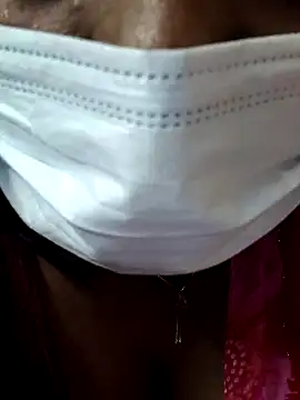 Snapshot of sheela28 chatting on December 12, 11:40 am sheela28 online show from December 12, 11:40 am