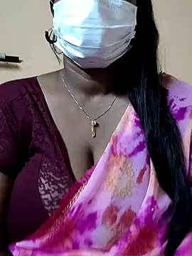 Snapshot of sheela28 chatting on December 12, 2:55 pm sheela28 online show from December 12, 2:55 pm