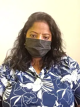 Snapshot of sheela28 chatting on September 18, 6:26 am sheela28 online show from September 18, 6:26 am