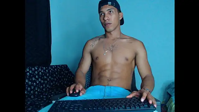 maximo vega newv online show from December 16, 12:04 am