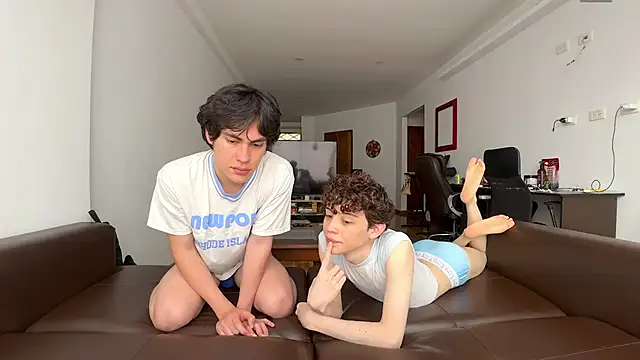 Snapshot of mapleg chatting on March 12, 6:58 pm mapleg online show from March 12, 6:58 pm