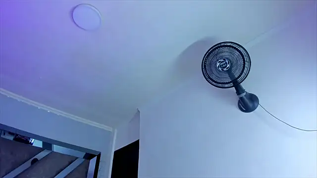 Snapshot of AlliJadid chatting on February 27, 1:49 pm AlliJadid online show from February 27, 1:49 pm