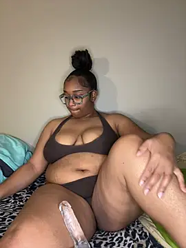 Snapshot of Joy_Tsubaki chatting on December 19, 11:29 am Joy Tsubaki online show from December 19, 11:29 am