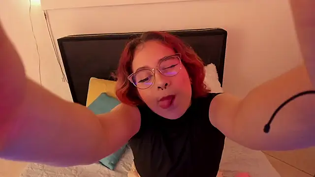 Snapshot of Emyli_rousse_ chatting on January 20, 2:03 pm Emyli rousse online show from January 20, 2:03 pm