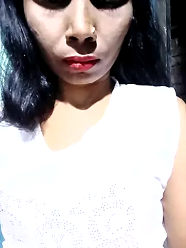 Snapshot of Kajal__Mehra chatting on May 6, 4:34 pm Kajal Mehra online show from May 6, 4:34 pm