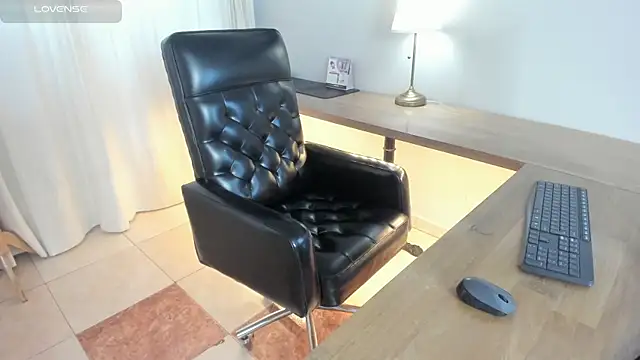 Snapshot of Pamela_Johnsonn chatting on January 6, 7:39 pm Pamela Johnsonn online show from January 6, 7:39 pm