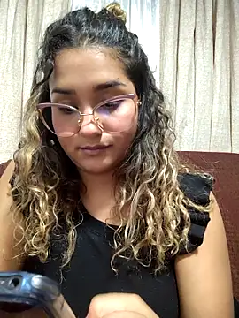 BrendaGirs online show from October 28, 1:53 am