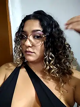 BrendaGirs online show from March 29, 3:50 am