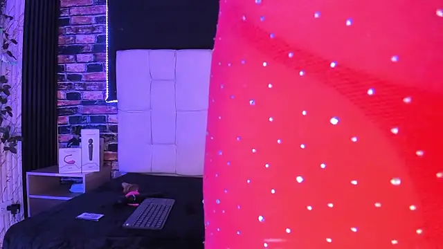 meelanyharux303av online show from February 18, 9:49 am