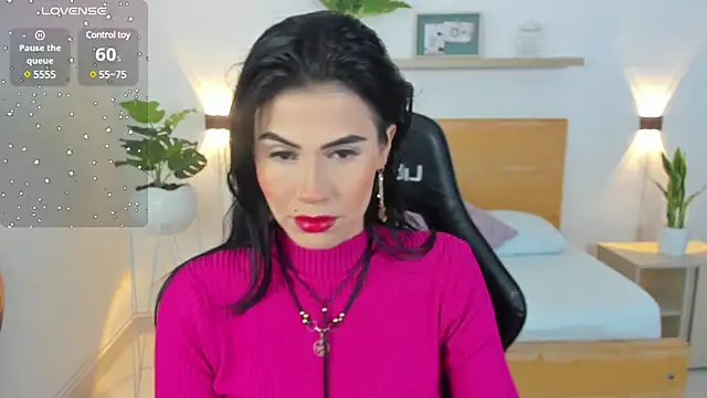 stephanya  online show from February 4, 12:22 pm