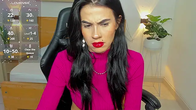 stephanya  online show from February 15, 10:21 pm