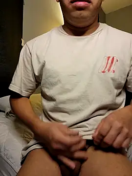 Snapshot of rogelitoxxx chatting on October 29, 10:00 pm rogelitoxxx online show from October 29, 10:00 pm