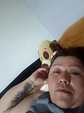Darly Gomez online show from April 30, 1:34 am